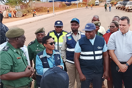 Delegação multissectorial realiza visita técnica ao novo Posto Fronteiriço do Luvo no âmbito do Projecto Diversifica Mais 