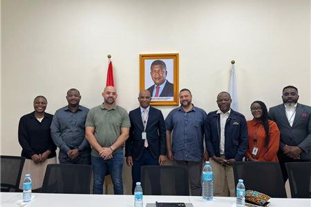 Intercape manifesta interesse em operar rota rodoviária Luanda–Windhoek.