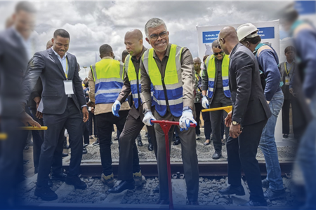 Ministério dos Transportes lança primeira pedra do ramal ferroviário Luena–Saurimo