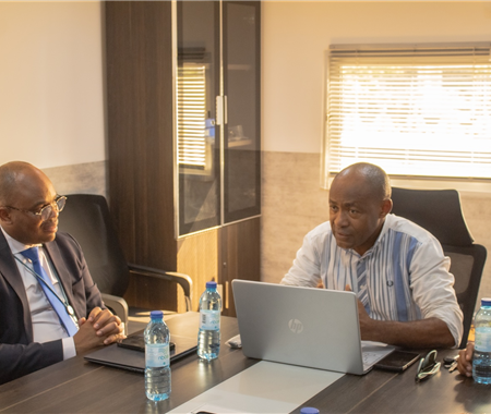 ANTT apresenta Grupo Técnico de Mobilidade Urbana em jornada de trabalho às Oper. de Transp. Rodoviários de Passageiros - Luanda