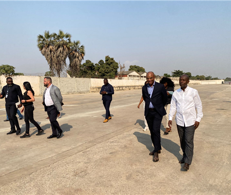 Visita ao Entreposto Aduaneiro de Angola (2 of 4)