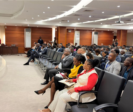 Ministério dos Transportes, através da ANTT, realizou Workshop sobre Viabilidade Ambiental e Social do Projecto BRT para Luanda