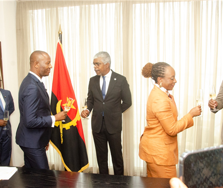 Ministro dos Transportes dá Posse ao Conselho de Administração da ANTT para Novo Mandato